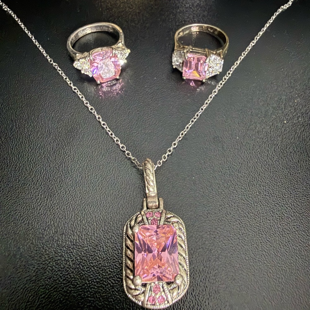 SOLD ** Pink Stone Bundle - Rings Set - Picture 2 of 5